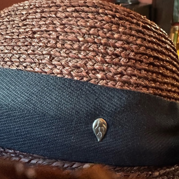 Helen Kaminski brown straw raffia hat with black bow in perfect condition. - Picture 5 of 9